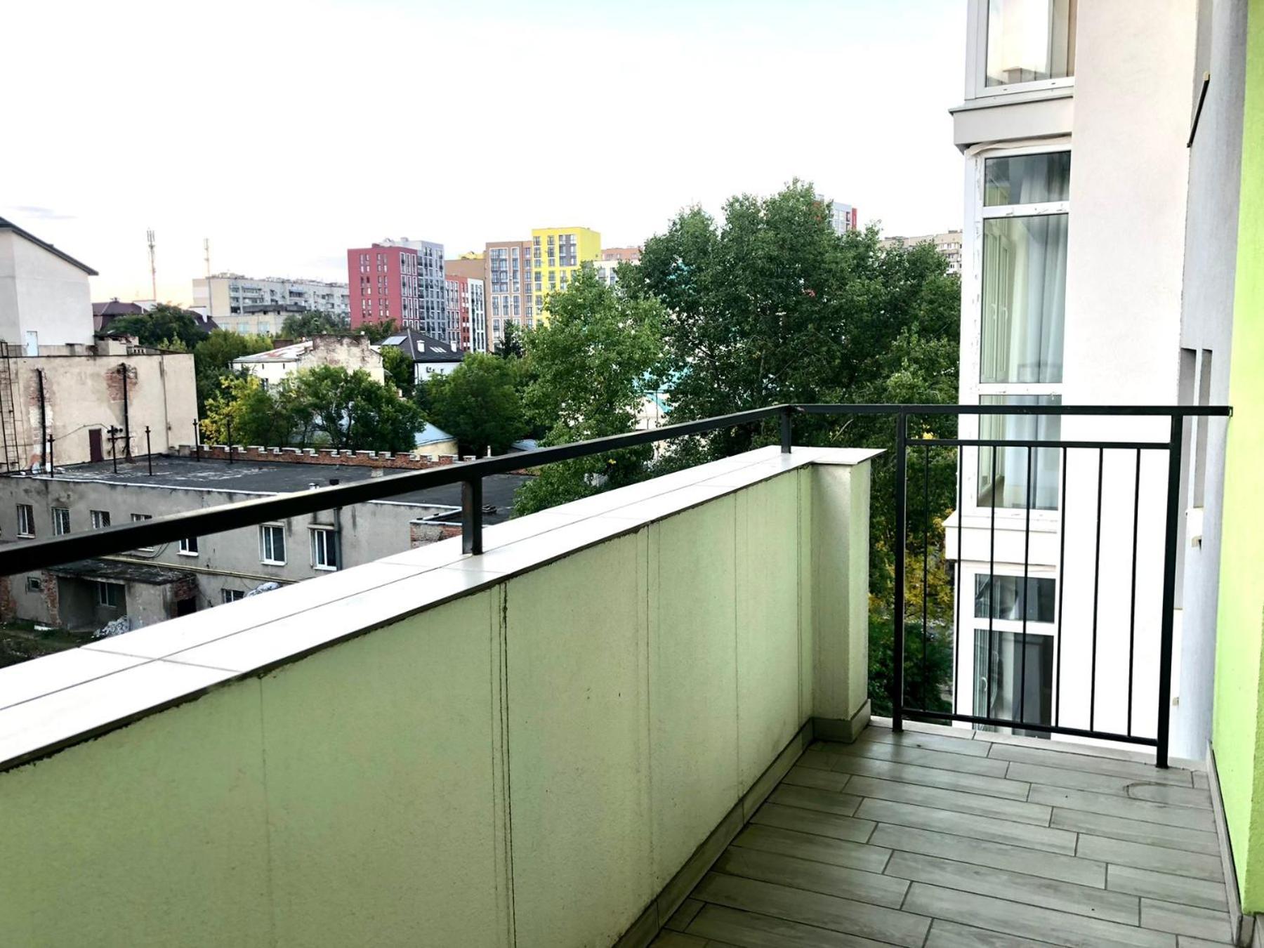 Osapart Romantic Apartment In The Complex Great Britain Lviv Exteriör bild