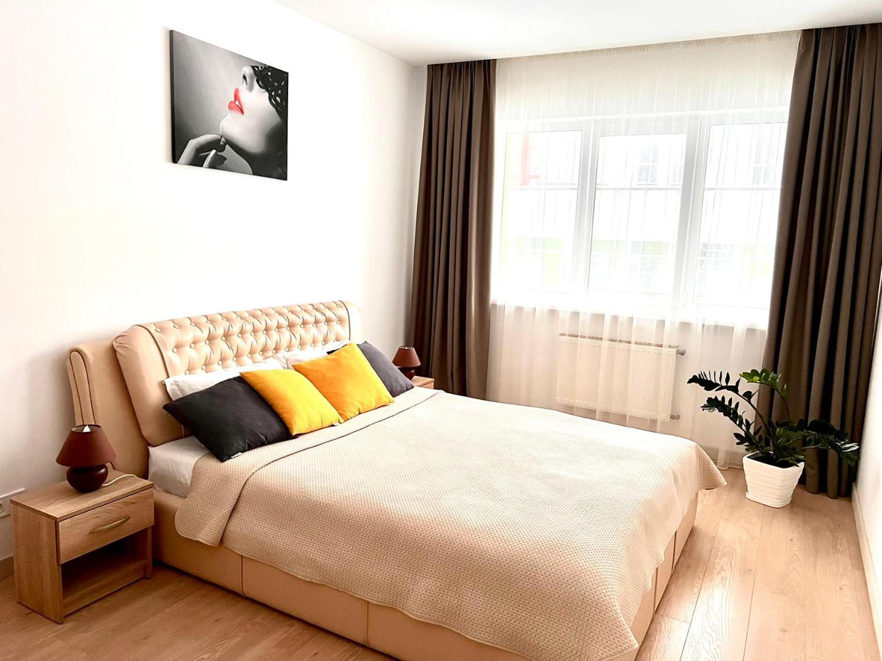 Osapart Romantic Apartment In The Complex Great Britain Lviv Exteriör bild