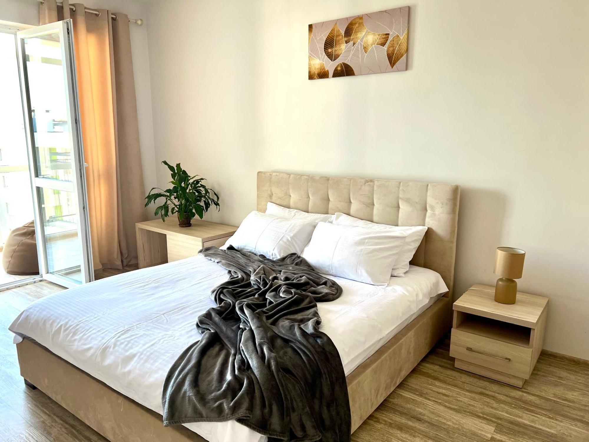 Osapart Romantic Apartment In The Complex Great Britain Lviv Exteriör bild